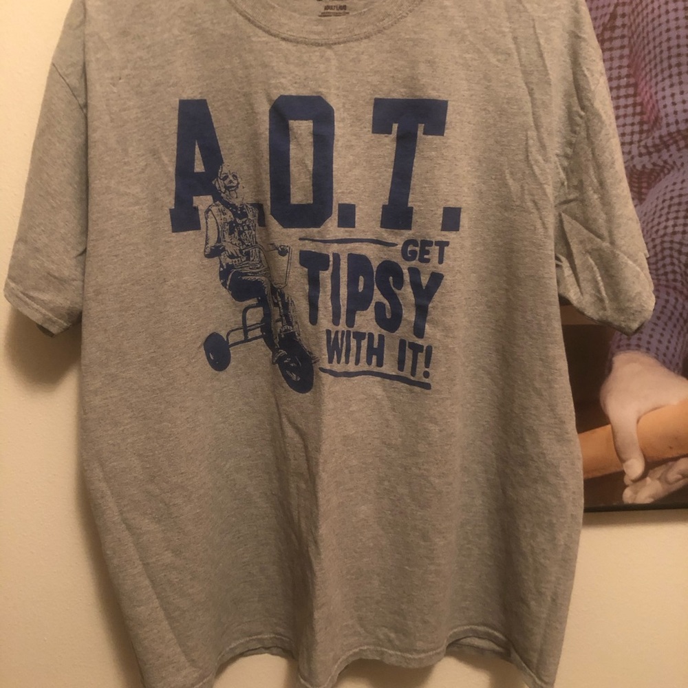 Clothes lot - Picture 2 of 2
